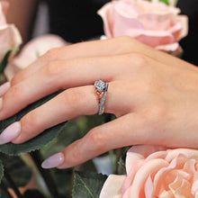 Load image into Gallery viewer, Barkev&#39;s Swirl Compass Set Princess Diamond Engagement Ring
