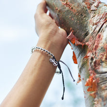 Load image into Gallery viewer, 4Ocean &quot;Shark&quot; Bracelet

