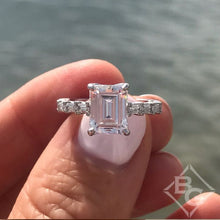 Load image into Gallery viewer, BGLG Nolita 4.00 Carat Baguette Cut Lab-Grown Diamond Engagement Ring
